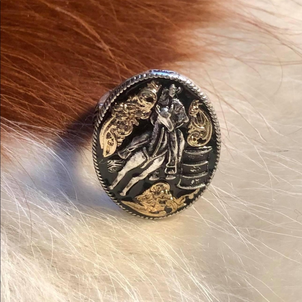 Barrel Racer Stretch Ring
